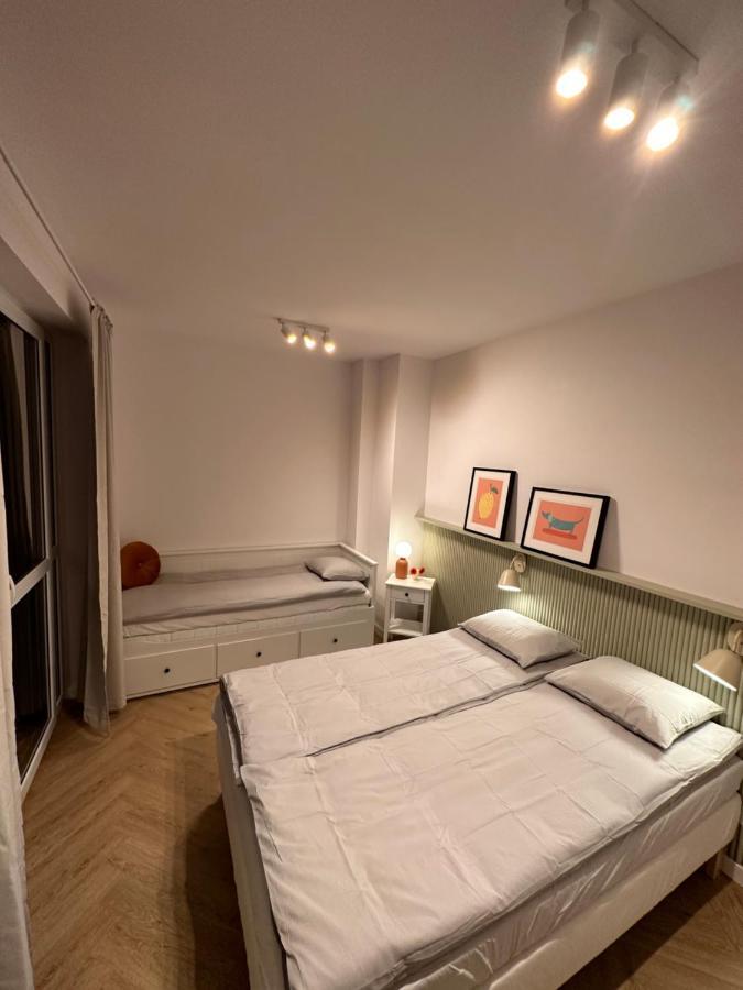 Apartament Na Letniej Z Duzym Tarasem Z Widokiem Na Gory Kłodzko Exteriör bild