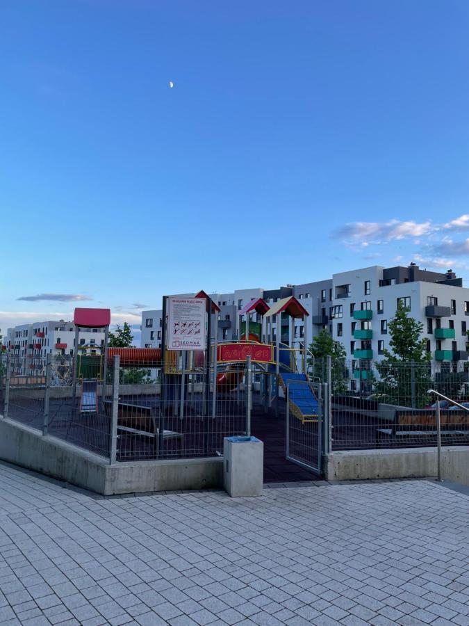Apartament Na Letniej Z Duzym Tarasem Z Widokiem Na Gory Kłodzko Exteriör bild